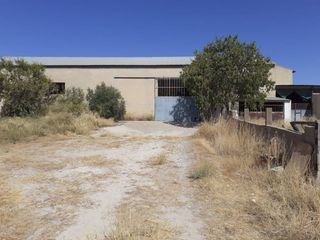 Industrial building  Calle camino de hellin. Nave comercial en venta en albatana
