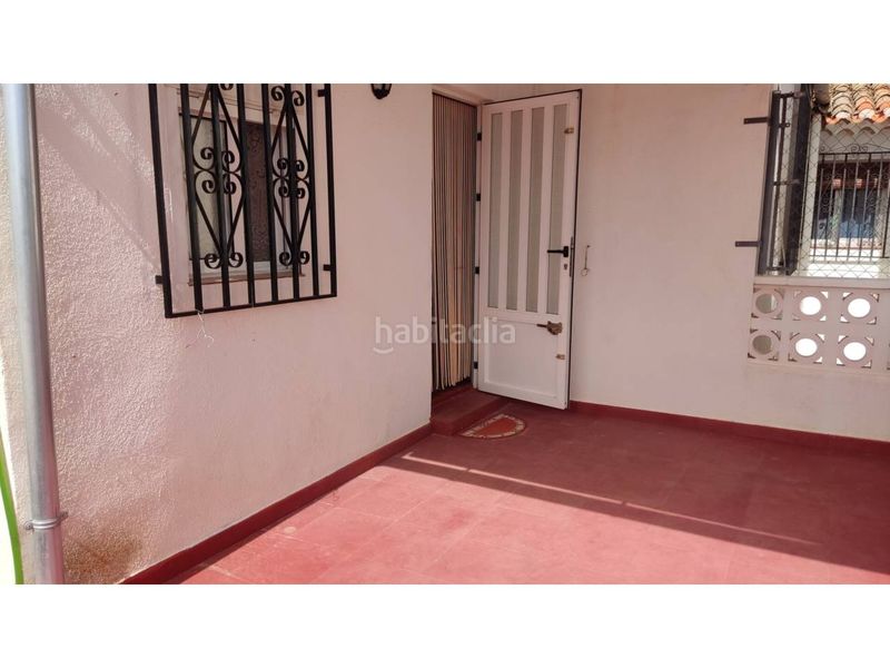 Foto adcb32d9-389d-42a6-9efa-e321a9577095. Casa a Hellín