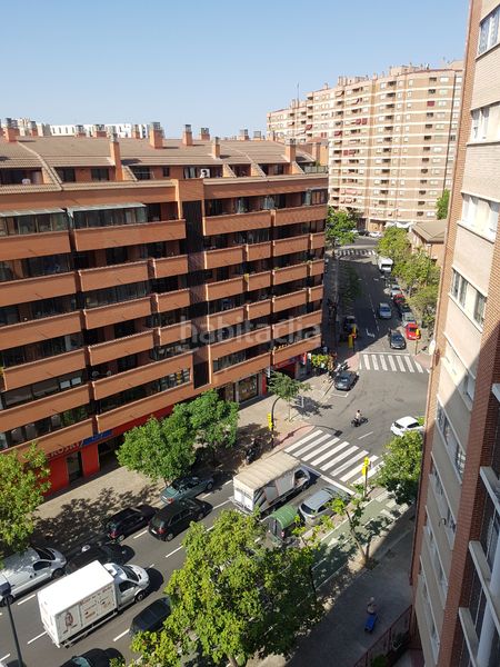 Foto c86becbd-d7ee-44a1-acc8-14b4a344e008. Pis amb calefacció aparcament a La Bozada - Parque Delicias Zaragoza
