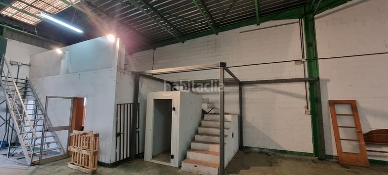 Foto 3755b3cf-27ec-43af-8c60-c54cfe48080d. Rent industrial building in La Paz Alcalá de Guadaira