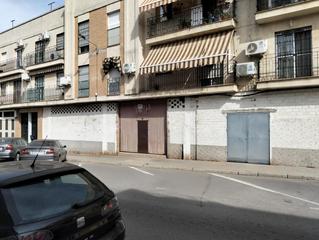 Lloguer Local Comercial a Centro - Doña Mercedes. Local comercial a la calle en alquiler en dos hermanas.