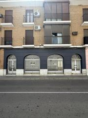 Lloguer Local Comercial a Centro - Doña Mercedes. Local comercial a la calle en alquiler en dos hermanas.