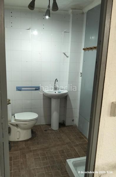 Foto 90fde3b4-e866-47ad-ac2c-69e62afa03d8. Lloguer local comercial a Triana Este Sevilla