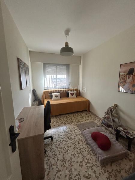 Foto 238274c9-ac6f-462c-a06e-b828dafd48cf. Etagenwohnung mit heizung parking in colores - entreparques Sevilla