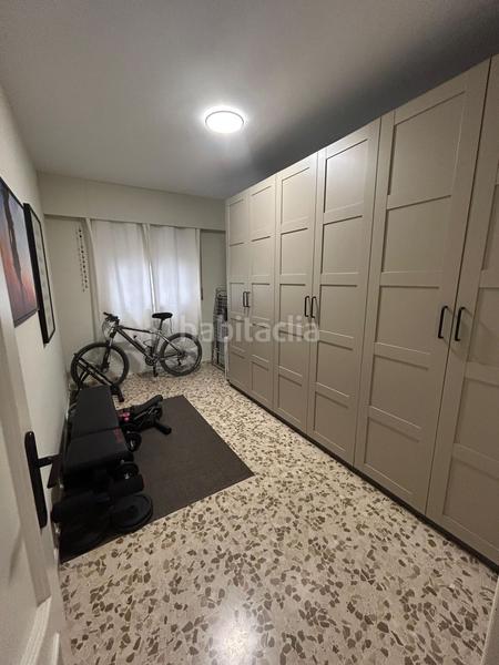 Foto 6518117c-8399-4206-91d5-dbe8abd3c578. Etagenwohnung mit heizung parking in colores - entreparques Sevilla