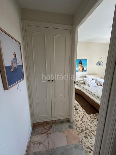 Foto b6ef1dbe-b493-4da0-9616-06d5ef4a9490. Etagenwohnung mit heizung parking in colores - entreparques Sevilla