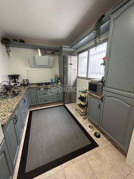 Foto c2029e3a-c0d5-47ee-9150-9d76997d8061. Etagenwohnung mit heizung parking in colores - entreparques Sevilla