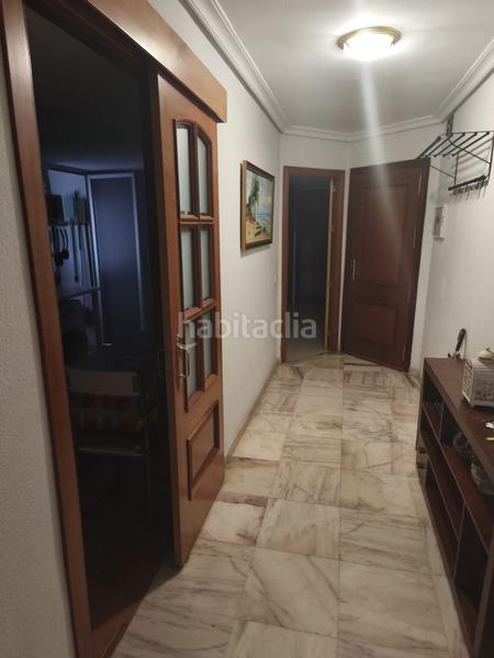 Foto 3d69e3c4-3b97-4e9a-99a6-a7086f8e8d7c. Rent flat with parking in San Carlos - San José Sevilla