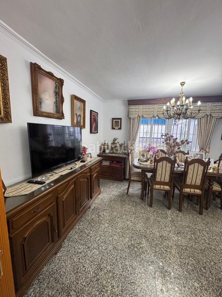 Foto 2f930a03-37f5-4077-883a-2c8081edf041. Casa amb calefacció aparcament a colores - entreparques Sevilla