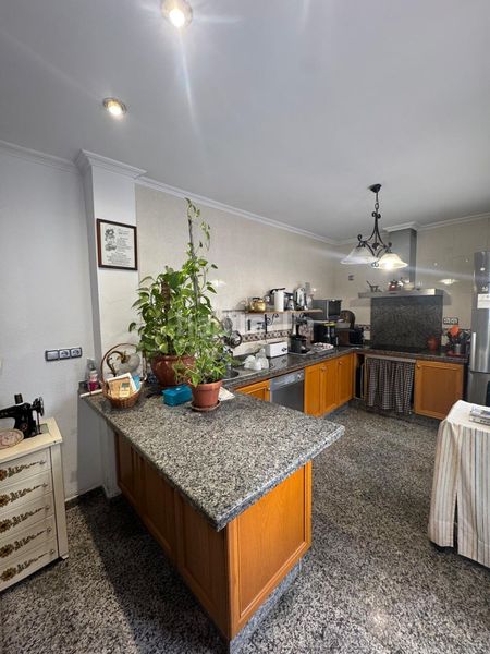 Foto c178338b-b2a0-4b65-b54d-9325a3749b61. Casa amb calefacció aparcament a colores - entreparques Sevilla