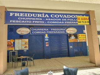 Lloguer Local Comercial a Colores -  Entreparques. Local en alquiler en sevilla este.