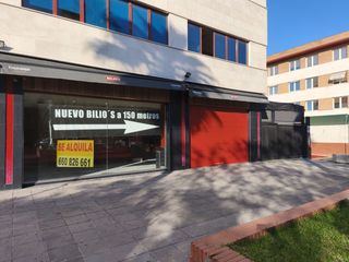 Miete Geschäftsraum in Parque Alcosa. Local en alquiler en sevilla este  palacio de congresos.