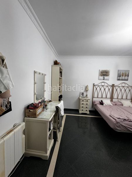 Foto 221a415f-0bde-4b3c-8719-a17d1ff75813. Casa amb aparcament a Centro - Doña Mercedes Dos Hermanas