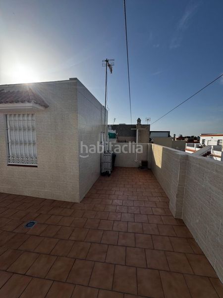 Foto 4bd082f2-b480-4121-a8bf-79c9b43cf7aa. Casa amb aparcament a Centro - Doña Mercedes Dos Hermanas