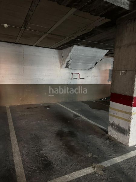Foto e32f9823-abad-4330-888c-f35965a73f87. Aparcament cotxe a colores - entreparques Sevilla