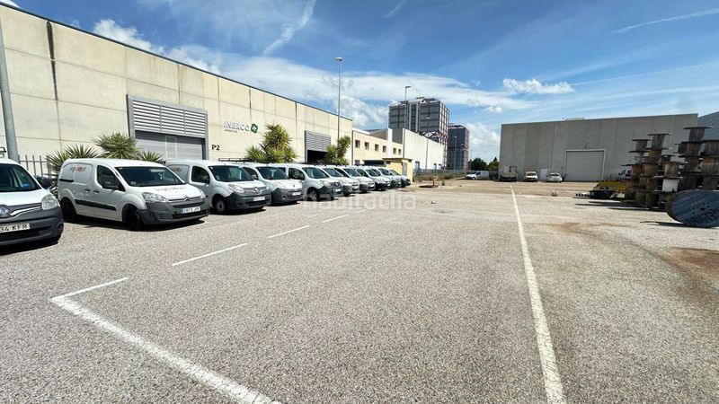 Foto bacad402-6184-468a-b5a4-8800514d928b. Location bâtiment à usage industriel dans Rinconada (La)