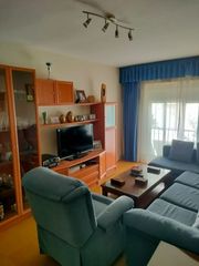 Miete Etagenwohnung in San Julián. Piso en alquiler en centro  san julián, 3 dormitorios.