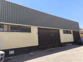 Fabrikhalle in Palmete. Nave industrial en venta en políg. industriales  el pino.