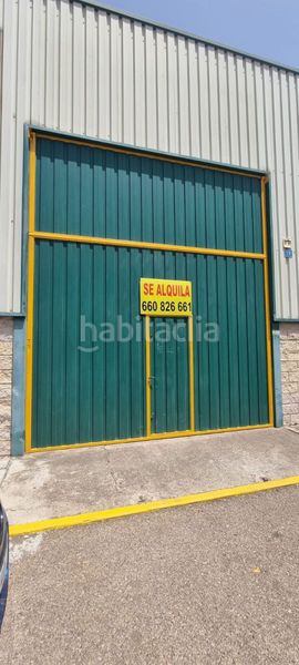 Foto d676c7ac-d340-4360-85bf-b11a915d61da. Rent industrial building in Parque Alcosa Sevilla