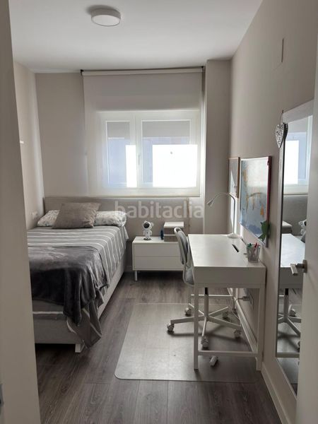 Foto 0123d351-2c18-4f79-b000-5e21edc40546. Flat with heating parking in colores - entreparques Sevilla