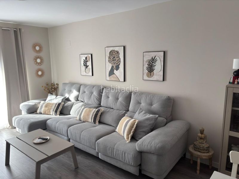 Foto 1c58c7ae-9a5b-438a-9369-0ff02cbeaff1. Flat with heating parking in colores - entreparques Sevilla