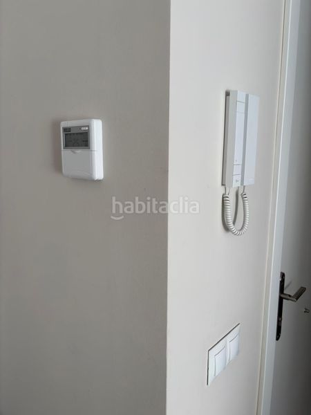 Foto 83818171-30ce-4e04-94fc-26a9fe952d74. Flat with heating parking in colores - entreparques Sevilla