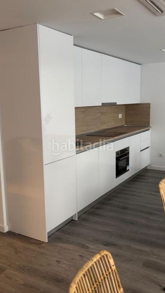Foto cfb09ad9-88da-45fc-af91-13c651043060. Flat with heating parking in colores - entreparques Sevilla