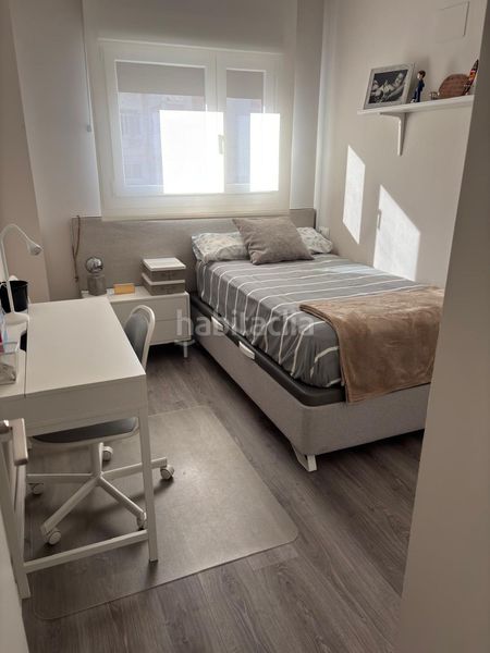 Foto ed9357d8-adce-4ffa-a0e3-5f24d2be5637. Flat with heating parking in colores - entreparques Sevilla