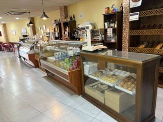 Local commercial à Pedanías de Badajoz