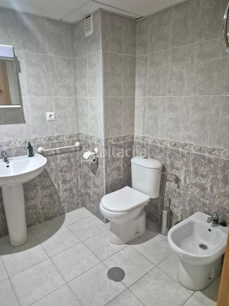 Foto 2c5f1f55-7af3-4b1a-8c3f-401a1210ec14. Piso  en venta en ciudad jardin, 4 dormitorios. en Badajoz