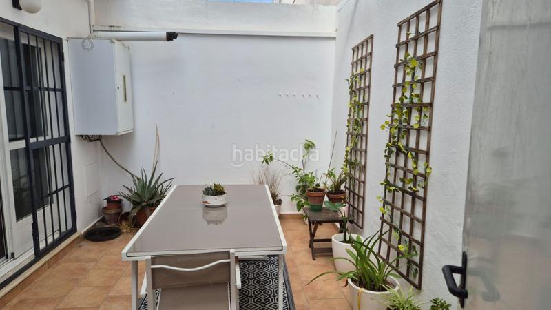 Foto c9ec0d27-3c14-4f37-b67d-fe8b56625952. Casa adossada amb calefacció aparcament a Golf Guadiana Badajoz