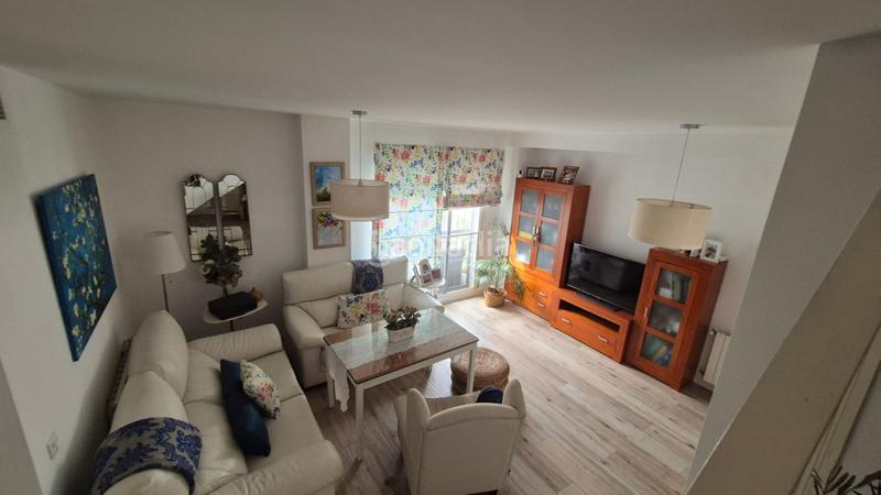 Foto ce842540-c8a1-405f-a239-2e519cf7756c. Casa adossada amb calefacció aparcament a Golf Guadiana Badajoz