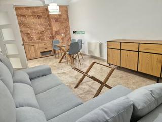 Miete Etagenwohnung in Avenida Elvas. Piso en alquiler en jardines del guadiana, 3 dormitorios.