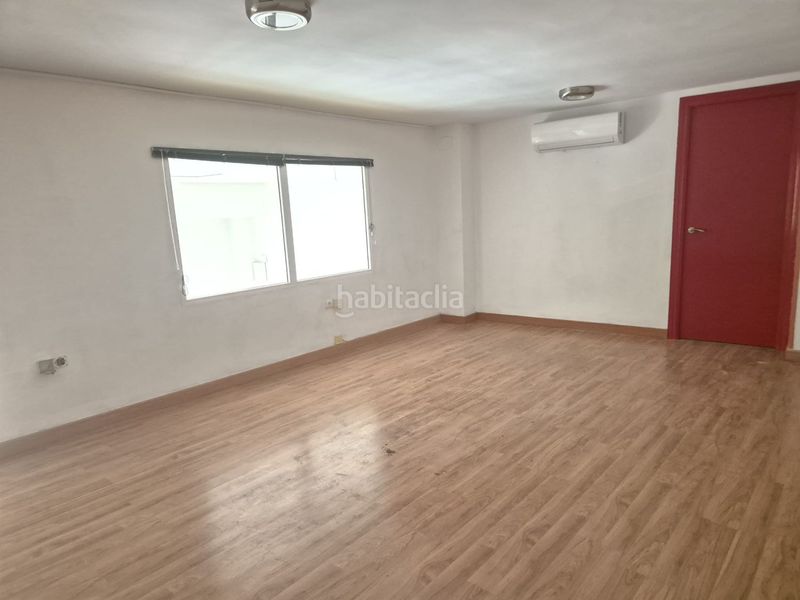 Foto 4cecd05b-c068-4c53-9194-42528f360bb7. Alquiler local comercial local en alquiler en centro, 1 dormitorio. en Badajoz