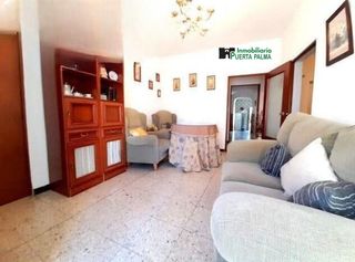 Pis  San juan. Piso en venta en alburquerque, 5 dormitorios.