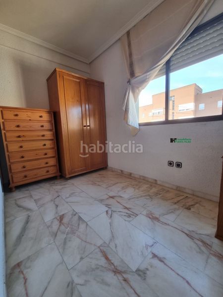 Foto e8a39d32-f36b-448d-975c-5f4e35b7ef37. Pis amb aparcament a Valdepasillas - La Paz - Huerta Rosales Badajoz