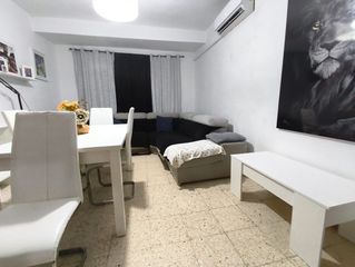 Etagenwohnung in La Estación. Piso en venta en estacion f.f.  las 800, 3 dormitorios.