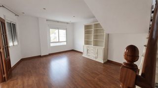 Casa adossada a Castuera. Adosado en venta en talavera la real, 4 dormitorios.
