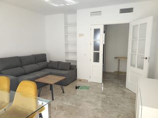 Rent Flat in Avenida Elvas. Piso en alquiler en jardines del guadiana, 3 dormitorios.
