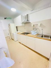 Location Appartement à Pardaleras. Piso en alquiler en centro  corte ingles, 3 dormitorios.