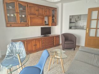 Affitto Piccolo appartamento in Casco Antiguo. Apartamento en alquiler en centro, 2 dormitorios.