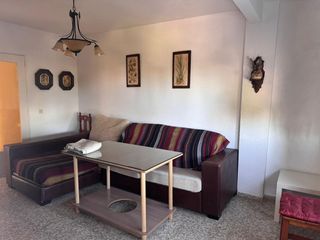 Lloguer Pis a Pardaleras. Piso en alquiler en la paz, 3 dormitorios.