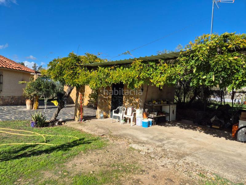 Foto 9d2e5b33-19de-47c6-9c3c-ad92b2c9e6df. Chalet  en venta en urb. río caya, 3 dormitorios. en Badajoz