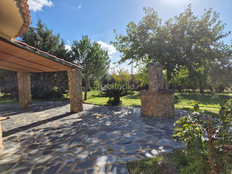 Foto d9d2b69f-e271-48e6-8544-9d5408698e8c. Chalet  en venta en urb. río caya, 3 dormitorios. en Badajoz