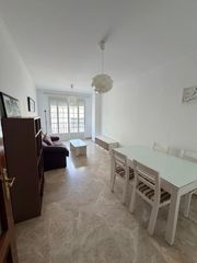 Location Appartement à Avenida Elvas. Piso en alquiler en jardines del guadiana, 3 dormitorios.