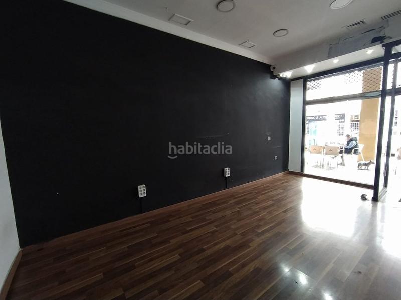 Foto 7400cae8-c085-46ac-8eae-11e0e1993a14. Alquiler local comercial en juan carlos i 7 local en alquiler en centro. en Badajoz