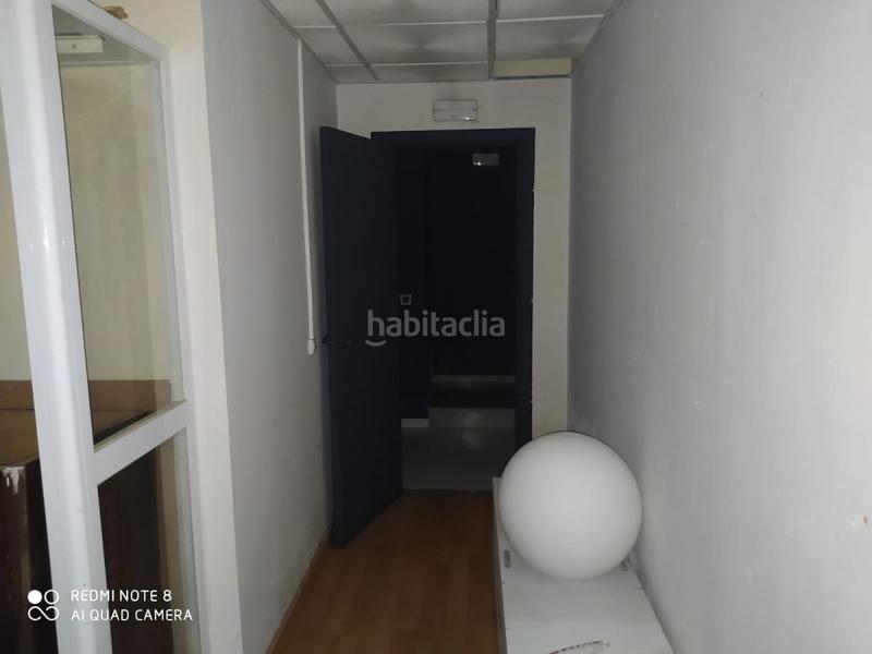 Foto ab2fad5b-33c8-4f9b-8878-b32e8badc35e. Alquiler local comercial en juan carlos i 7 local en alquiler en centro. en Badajoz