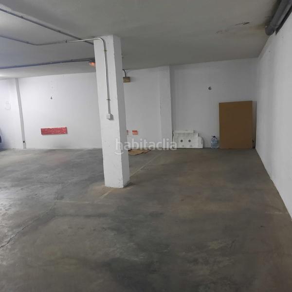 Foto 46dfd88e-f17f-4b2e-b3b7-e6890da8d051. Aparcament cotxe a Pardaleras Badajoz