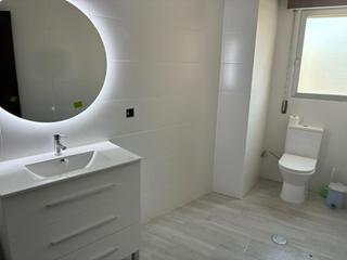 Location Appartement à Santa Marina. Piso en alquiler en centro  corte ingles, 4 dormitorios.