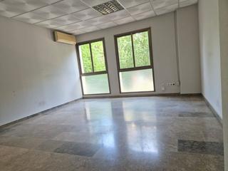 Location Bureau à Valdepasillas - La Paz - Huerta Rosales. Oficina en alquiler en valdepasillas, 3 dormitorios.